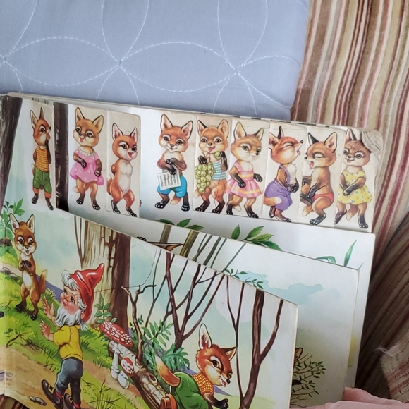 VTG Book "Ten Little Foxes" London Woodland Whimsical Animals OLD Hardboard Bird - Picture 3 of 16